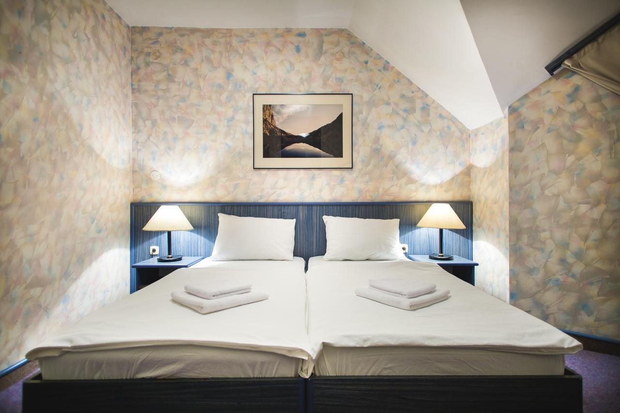 Hotel Dravograd Ngoại thất bức ảnh